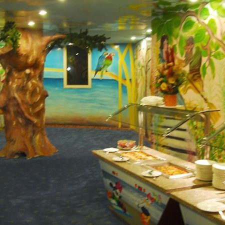 Golden 5 Emerald Resort Hurghada Exterior photo