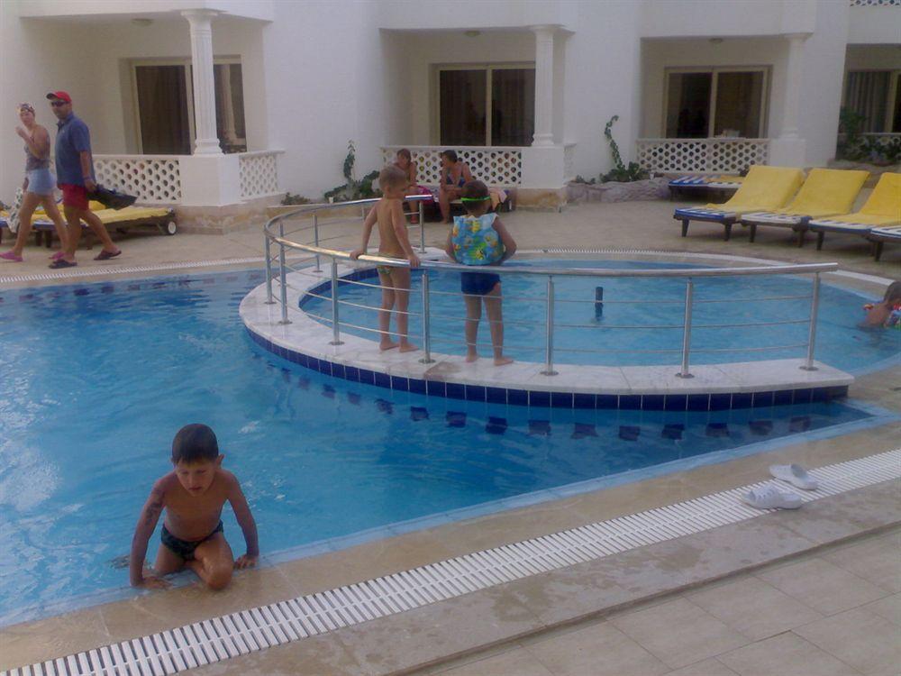 Golden 5 Emerald Resort Hurghada Exterior photo