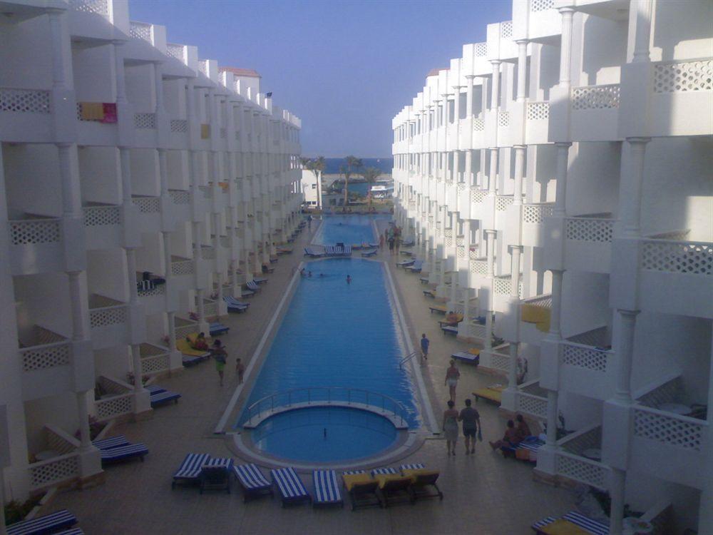 Golden 5 Emerald Resort Hurghada Exterior photo