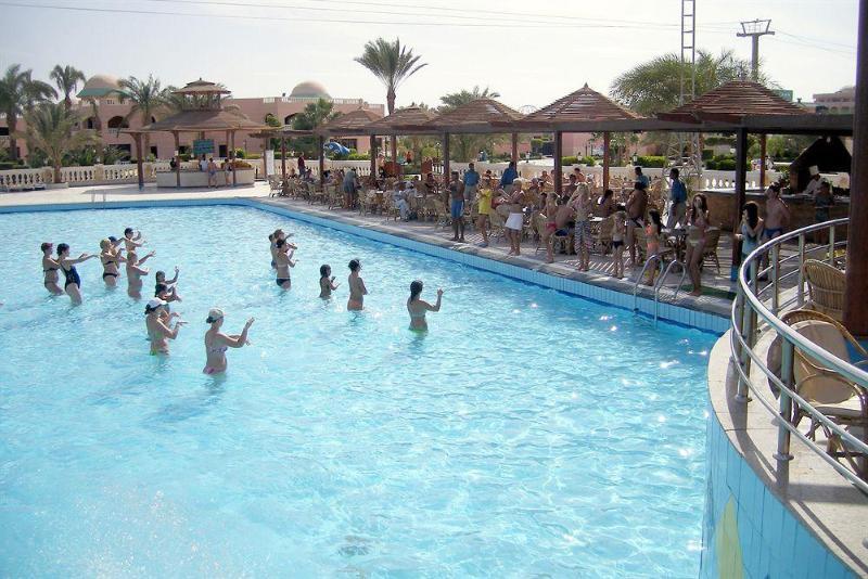 Golden 5 Emerald Resort Hurghada Exterior photo